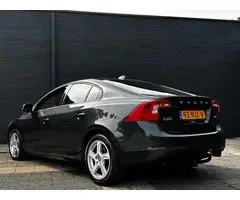 Volvo S60 2.0T Intro Edition | Automaat