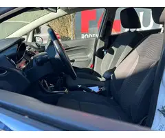 Ford Fiesta 1.0 Titanium - Navigatie - Cruise Control - Climate Controle - Parkeersens A