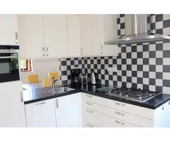 Comfortabel vrijstaand vakantiehuis met zonnig terras en buitenhaard - 7