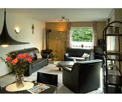 Ruim vakantiehuis met grote tuin op wandelafstand van strand