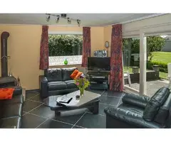 Ruim vakantiehuis met grote tuin op wandelafstand van strand - 10