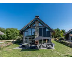 Luxe duurzame villa met Hottub vlakbij van De Koog