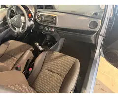 Toyota Yaris 1.3 VVT-i Comfort - 8