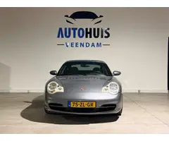 Porsche 911 3.6 Coupé Carrera 4