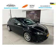 Seat Leon 1.6 Sport NAVIGATIE / SPORTVELGEN / NW BANDEN