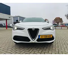 Alfa Romeo Stelvio 2.0 T AWD Super Facelift
