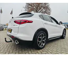 Alfa Romeo Stelvio 2.0 T AWD Super Facelift