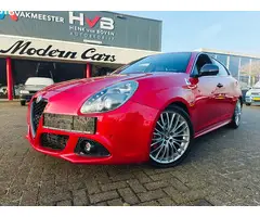 Alfa Romeo Giulietta 1.7 TBi Quadrifoglio Verde Rosso Competizione