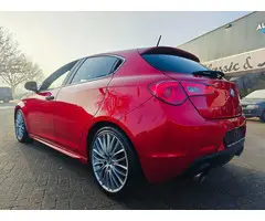 Alfa Romeo Giulietta 1.7 TBi Quadrifoglio Verde Rosso Competizione