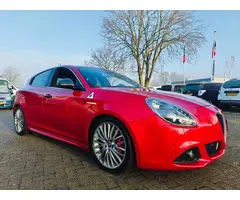 Alfa Romeo Giulietta 1.7 TBi Quadrifoglio Verde Rosso Competizione - 6