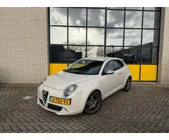 Alfa Romeo MiTo 105PK, Volledig leer, Navi & trekhaak Distinctive