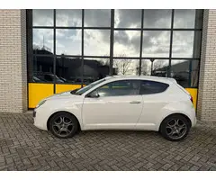 Alfa Romeo MiTo 105PK, Volledig leer, Navi & trekhaak Distinctive
