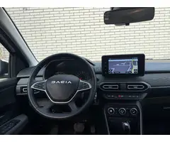 Dacia Sandero 90PK 4 seizoenen banden Expression, Camera, Led