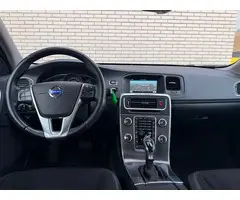 Volvo V60 2.0 D2 Momentum, 4 season banden, Automaat