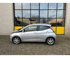 Toyota Aygo 1.0 x-sport, Camera, LMV, Airco