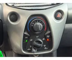 Toyota Aygo 1.0 x-sport, Camera, LMV, Airco - 7