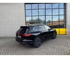 Volkswagen TOUAREG 3.0 V6 Luchtvering, Nightvision, automatische trekhaak