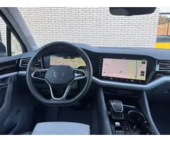 Volkswagen TOUAREG 3.0 V6 Luchtvering, Nightvision, automatische trekhaak