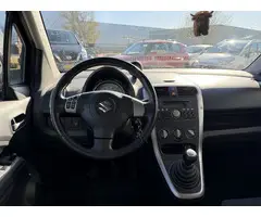 Suzuki Splash BJR 2011 1.0 66 PK Base TREKHAAK | AIRCO | ELEK. RAMEN - 6