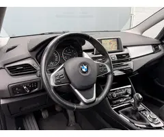 BMW 2 Serie Gran Tourer BJR 2015 216d 116 PK Corporate Lease Essential 7p. SCHUIF-KANTELDAK | NAVI
