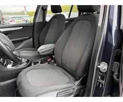 BMW 2 Serie Gran Tourer BJR 2015 216d 116 PK Corporate Lease Essential 7p. SCHUIF-KANTELDAK | NAVI