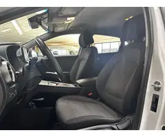 Hyundai KONA EV Fashion 64 kWh/ Two-Tone/ LMV/ LED Koplampen/ Keyless/ Virtual Dashb./ Apple + - 7