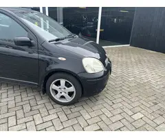 Toyota Yaris 1.3 VVT-i Sol lmv (bj 2004)