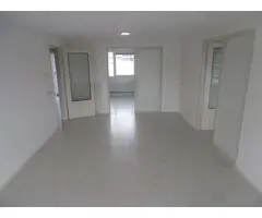 Woning aan de Lederambachtstraat te Amsterdam