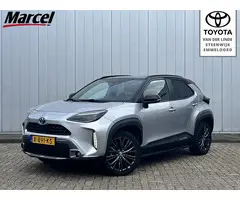 Toyota Yaris Cross 1.5 Hybrid Adventure Dealer Onderhouden Treeplanken PDC Stoel Stuur verwarmd