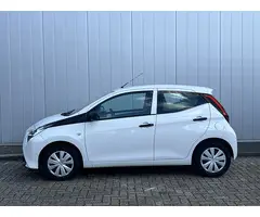 Toyota Aygo 1.0 VVT-i X-Fun NL Auto Airco Bluetooth