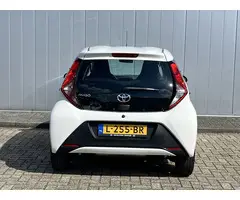 Toyota Aygo 1.0 VVT-i X-Fun NL Auto Airco Bluetooth