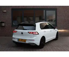 Volkswagen Golf 1.5 eTSI Style *ACC*Memory*Blind spot*Stoelverwarming