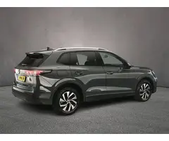 Volkswagen Tiguan Life Edition 1.5 eTSI 130pk DSG Automaat Trekhaak, LED matrix koplampen - 8