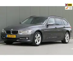 BMW 3-serie Touring 316d High Executive Leder Navigatie Sportstoelen