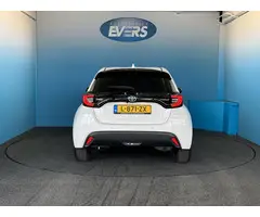 Toyota Yaris 1.5 Hybrid Dynamic AUTOMAAT