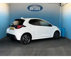 Toyota Yaris 1.5 Hybrid Dynamic AUTOMAAT - 6