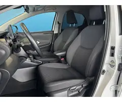 Toyota Yaris 1.5 Hybrid Dynamic AUTOMAAT - 7