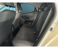 Toyota Yaris 1.5 Hybrid Dynamic AUTOMAAT - 8