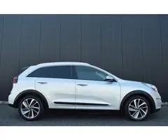 Kia Niro 1.6 GDi Hybrid ExecutiveLine Bi-Xenon | Zwart Leder | Carplay | Schuifdak | JBL | Keyless