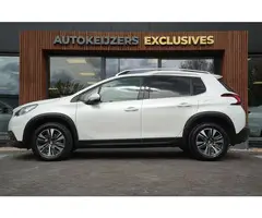 Peugeot 2008 1.2 PureTech Allure Pano Dakrail DAB Trekhaak Airco Stuurwielbed. Camera