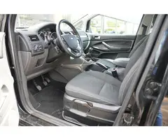 Ford C-Max 1.8-16V Limited Airco DAB+ Parkeersensoren voor en achter Mistlampen 17 inch LMV