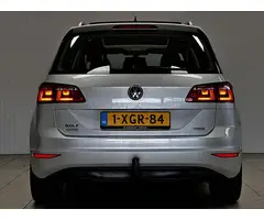 Volkswagen Golf Sportsvan 1.2 TSI Highline/ D-Riem verv: 165.000 KM!/ Trekhaak/ Camera/ Panorama-Dak - 4