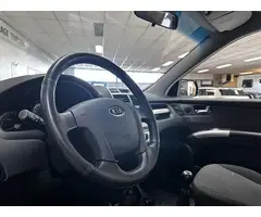 Kia Sportage 2.0 CVVT X-ecutive/ D-Riem verv: 162.000 KM!/ Trekhaak/ 16'' LMV/ Clima/ Cruise/ Elek. - 7