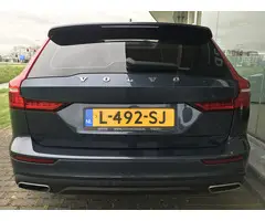 Volvo V60 Cross Country Automaat 2.0 B5 AWD Pro | Rijklaar incl garantie | Panoramadak Darktint Spor - 4