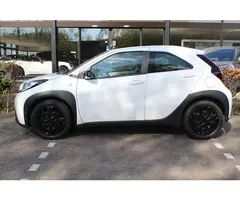 Toyota Aygo X 1.0 VVT-i MT Play | Rijklaar | Apple/Android | Camera | Adap. cruise | Bluetooth | Air