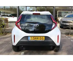 Toyota Aygo X 1.0 VVT-i MT Play | Rijklaar | Apple/Android | Camera | Adap. cruise | Bluetooth | Air - 9