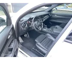 Alfa Romeo Stelvio 2.0 T AWD Veloce - 7