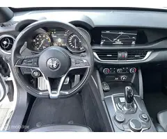 Alfa Romeo Stelvio 2.0 T AWD Veloce - 9
