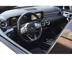 Mercedes-Benz A-klasse 180 Business Solution AMG