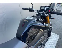 YAMAHA FZ 8 - 2012
